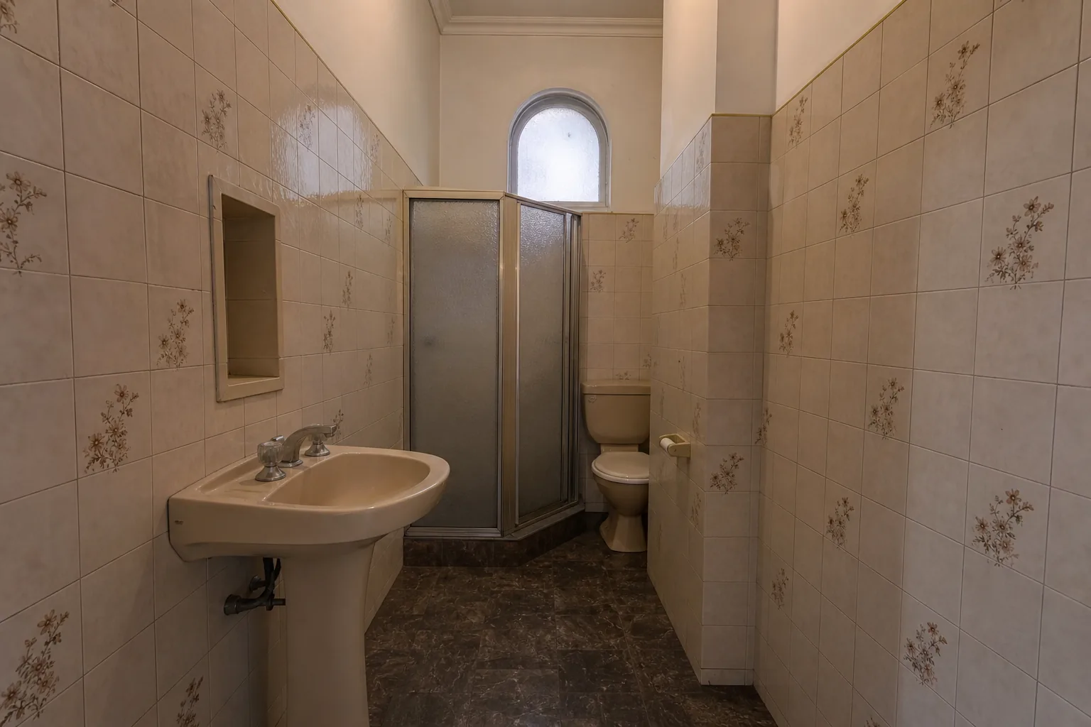 Representative narrow Victorian terrace bathroom concept before renovation